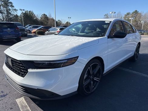 Certified 2023 Honda Accord Sport image 7