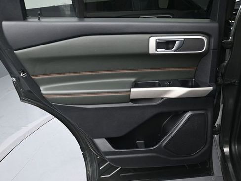 Used 2022 Ford Explorer Timberline AWD/4WD image 9