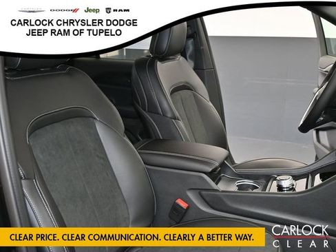 New 2025 Jeep Grand Cherokee Altitude image 52