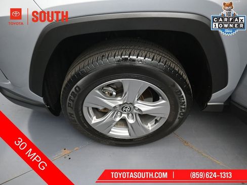 Used 2025 Toyota RAV4 XLE image 34