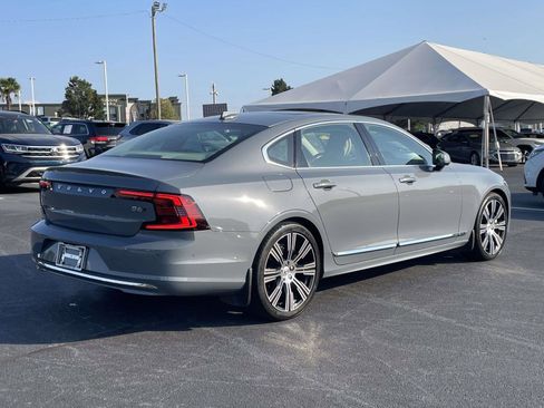 Used 2022 Volvo S90 B6 Inscription w/ Advanced Package AWD/4WD image 7