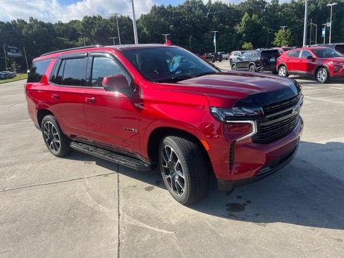 Used 2024 Chevrolet Tahoe RST w/ Luxury Package RWD image 9