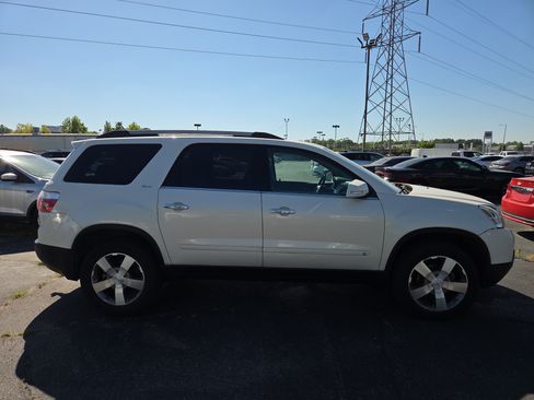 Used 2010 GMC Acadia SLT AWD/4WD image 6