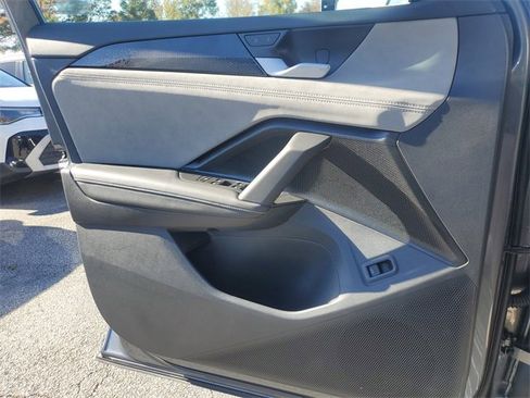 New 2025 Volkswagen Tiguan SE image 29