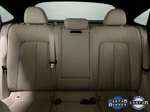 Used 2024 Audi Q8 e-tron Premium image 66