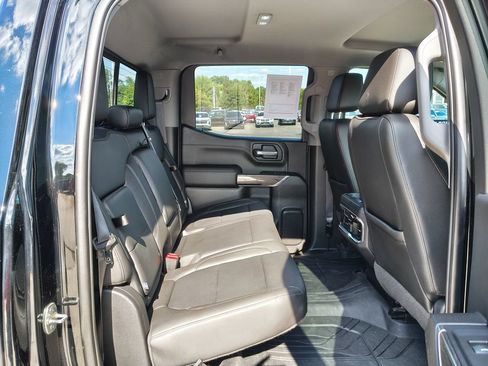 Used 2019 Chevrolet Silverado 1500 LTZ AWD/4WD image 17