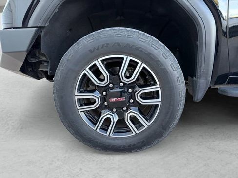 Used 2023 GMC Sierra 2500 AT4 w/ AT4 Preferred Package image 23