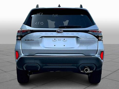 Used 2025 Subaru Forester Limited AWD/4WD image 4