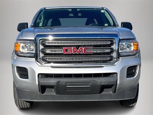 Used 2019 GMC Canyon 2WD Crew Cab w/ Convenience Package image 3