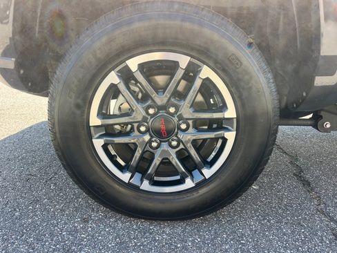 Certified 2025 Toyota Tacoma TRD Sport image 22