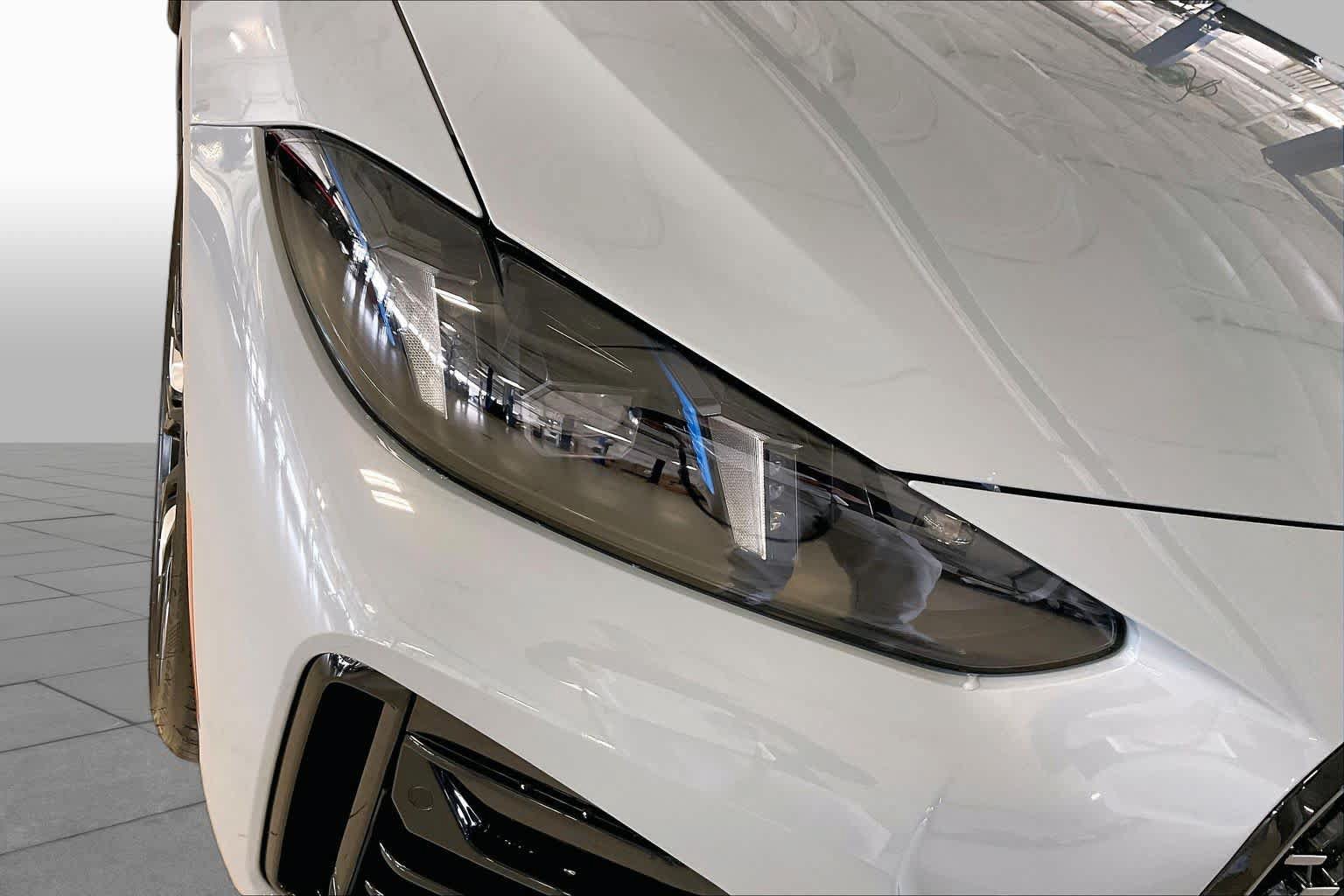 New 2026 BMW 430i xDrive w/ M Sport Package AWD/4WD image 13