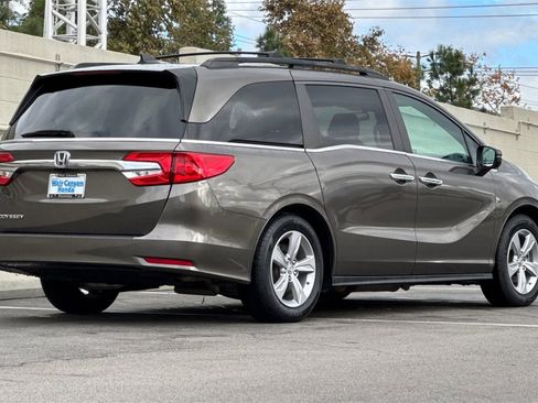 Used 2020 Honda Odyssey EX image 8