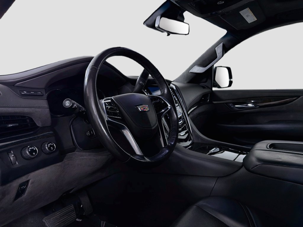 Used 2019 Cadillac Escalade ESV Platinum AWD/4WD image 10