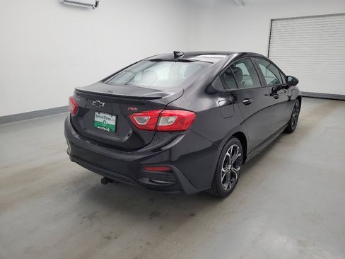 Used 2019 Chevrolet Cruze LT w/ Convenience Package FWD image 9