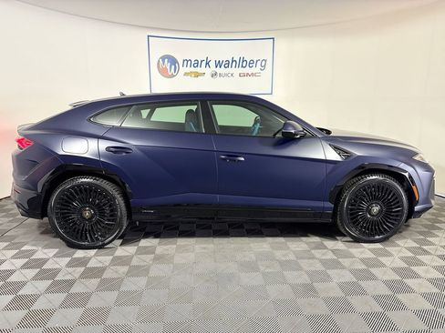 Used 2025 Lamborghini Urus SE image 6