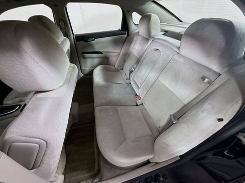 Used 2015 Chevrolet Impala LT w/ LT Sunroof Package FWD image 25