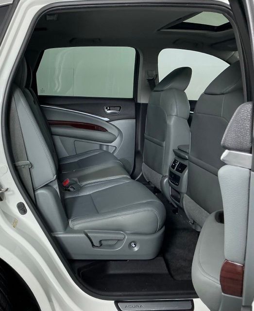 Used 2016 Acura MDX w/ Technology Package FWD image 29