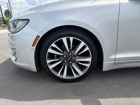 Used 2019 Lincoln MKZ Reserve FWD image 31