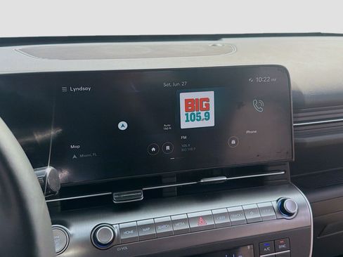 Used 2024 Hyundai Kona Limited FWD image 10
