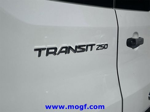 Used 2024 Ford Transit 250 Low Roof w/ Exterior Upgrade Package image 30