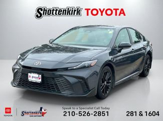 Used 2025 Toyota Camry SE video 1