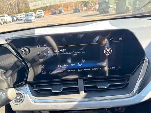 New 2026 Chevrolet Trax LT image 25