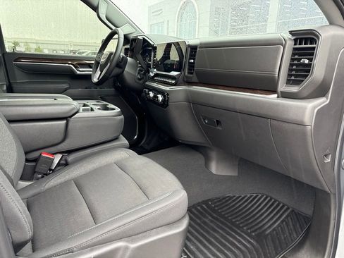 Used 2025 GMC Sierra 1500 Elevation AWD/4WD image 15