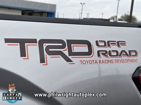 Used 2025 Toyota Tundra Limited w/ Power Package image 17