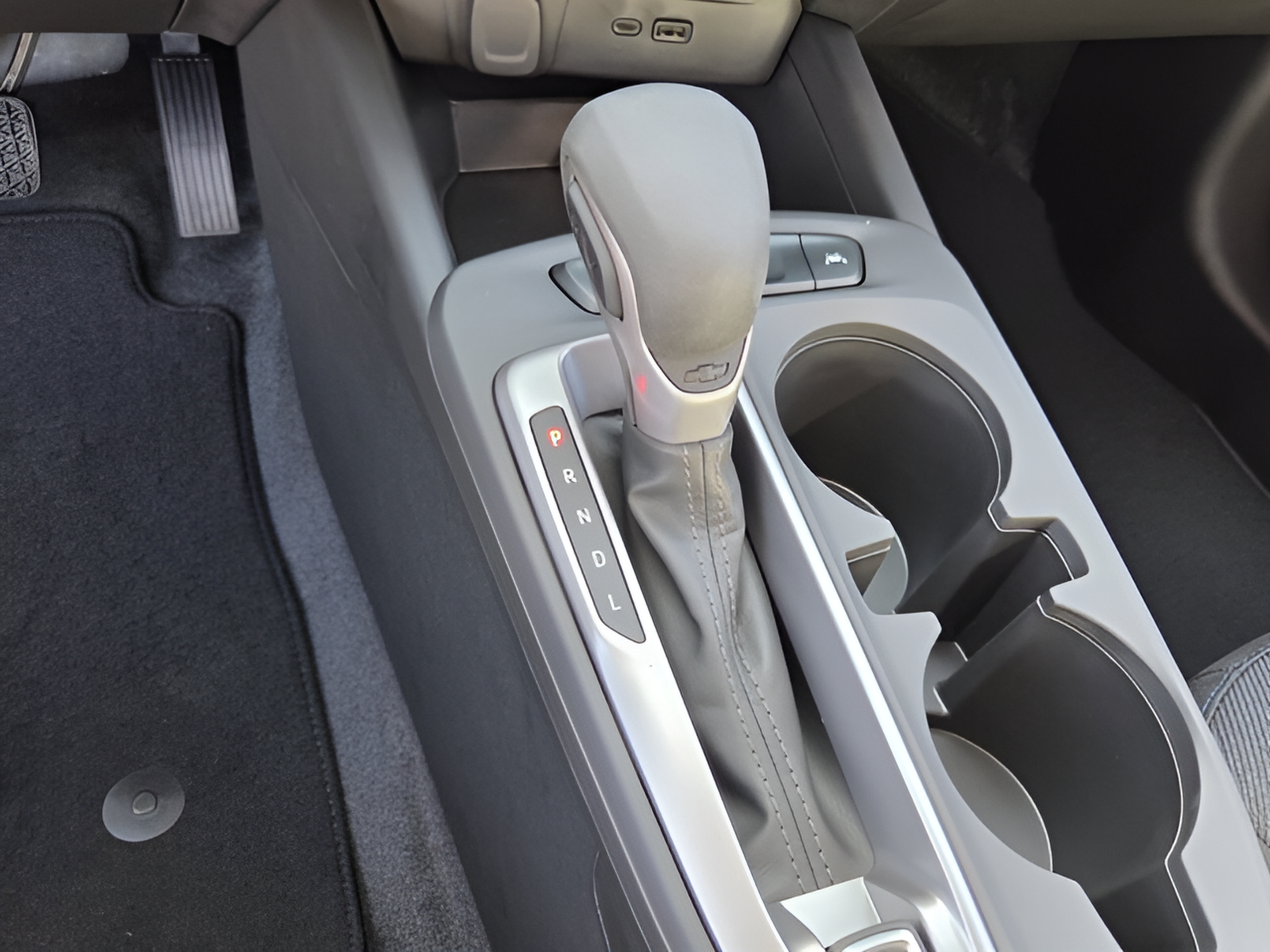 New 2026 Chevrolet Trax LS w/ LS Convenience Package FWD image 24
