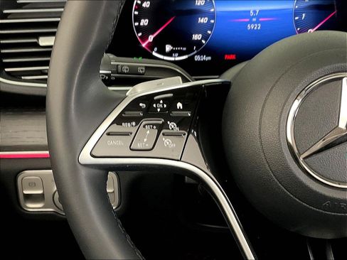 Certified 2026 Mercedes-Benz GLE 350 4MATIC image 11