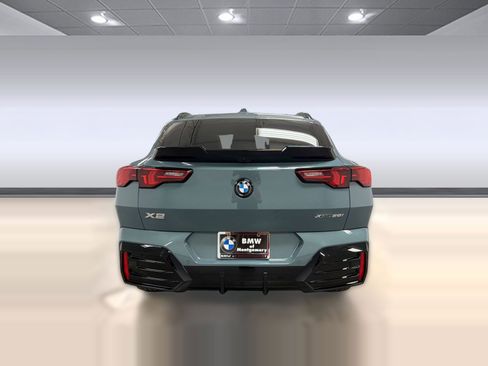 New 2026 BMW X2 xDrive28i w/ M Sport Package AWD/4WD image 9