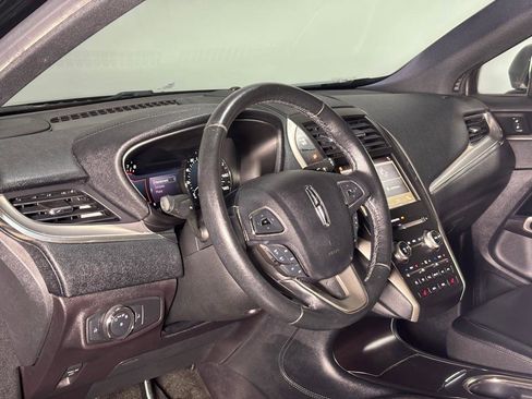 Used 2016 Lincoln MKC Premiere image 26