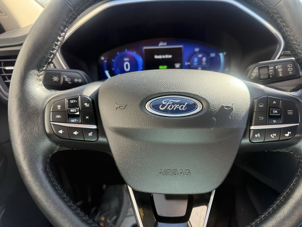 Used 2020 Ford Escape Titanium AWD/4WD image 19
