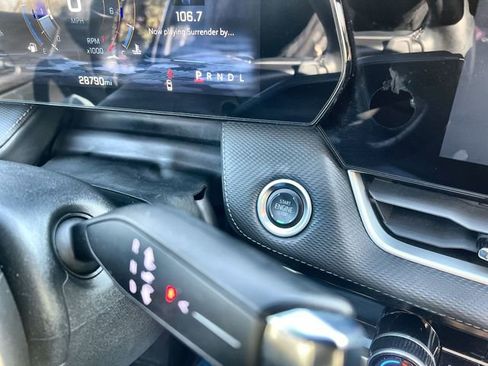 Certified 2025 Chevrolet Equinox LT w/ Convenience Package II image 8