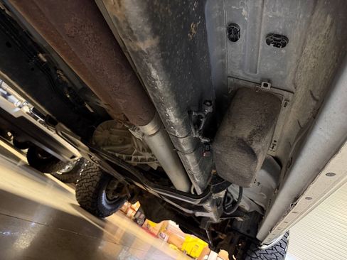 Used 2011 RAM 3500 Laramie w/ Cold Weather Group AWD/4WD image 22
