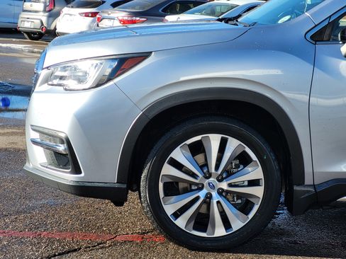 Used 2020 Subaru Ascent Limited w/ Popular Package #2A image 9