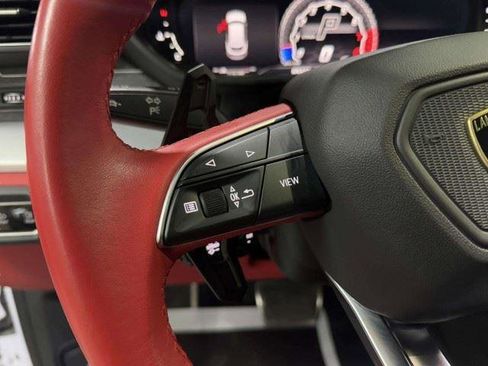 Used 2019 Lamborghini Urus AWD/4WD image 35