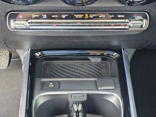 Used 2024 Mercedes-Benz GLB 250 image 29