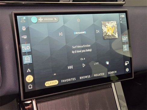 New 2026 Land Rover Range Rover Velar Dynamic SE image 24