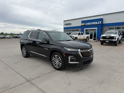 Used 2023 Chevrolet Traverse High Country AWD/4WD image 8