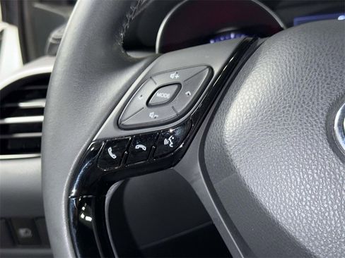 Used 2021 Toyota C-HR Nightshade image 31