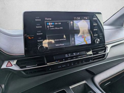 Used 2022 Toyota Sienna XSE image 16