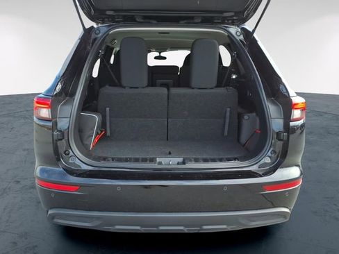 Used 2024 Mitsubishi Outlander ES image 9