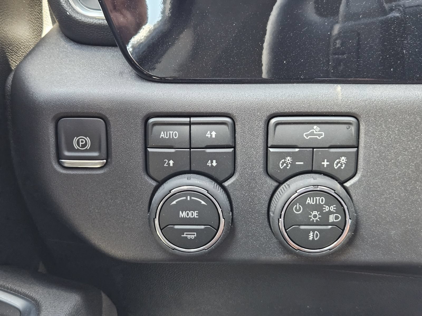 New 2026 Chevrolet Silverado 1500 LT Trail Boss w/ LPO, Dark Essentials Package AWD/4WD image 23