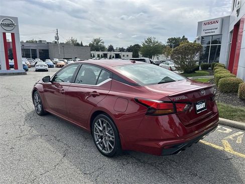 Certified 2024 Nissan Altima 2.0 SR image 6