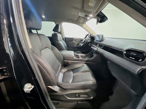 Used 2025 Honda Pilot EX-L image 20