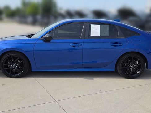 Used 2024 Honda Civic Sport image 2