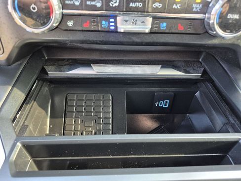 Certified 2024 Ford F250 Platinum image 20