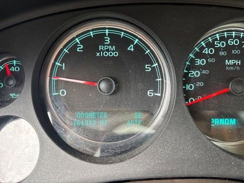 Used 2013 Chevrolet Tahoe LTZ image 9