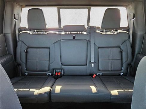 New 2026 Chevrolet Silverado 1500 High Country AWD/4WD image 15